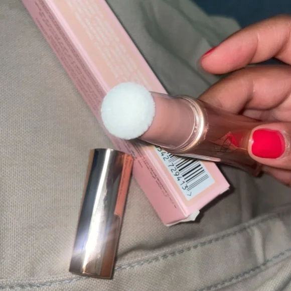 ✨Host Pick✨ Charlotte Tilbury Pillow Talk Beauty Light Wand - Picture 5 of 11